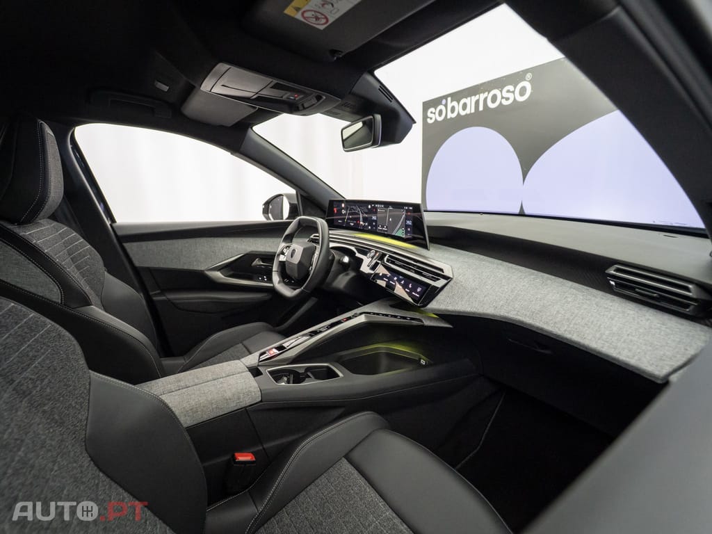 Peugeot 3008 1.2 Hybrid Allure e-DCS6