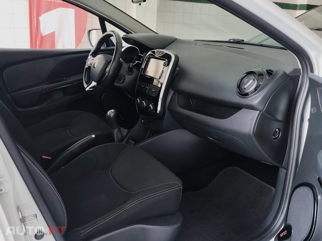 Renault Clio Sport Tourer 0.9 TCe Limited