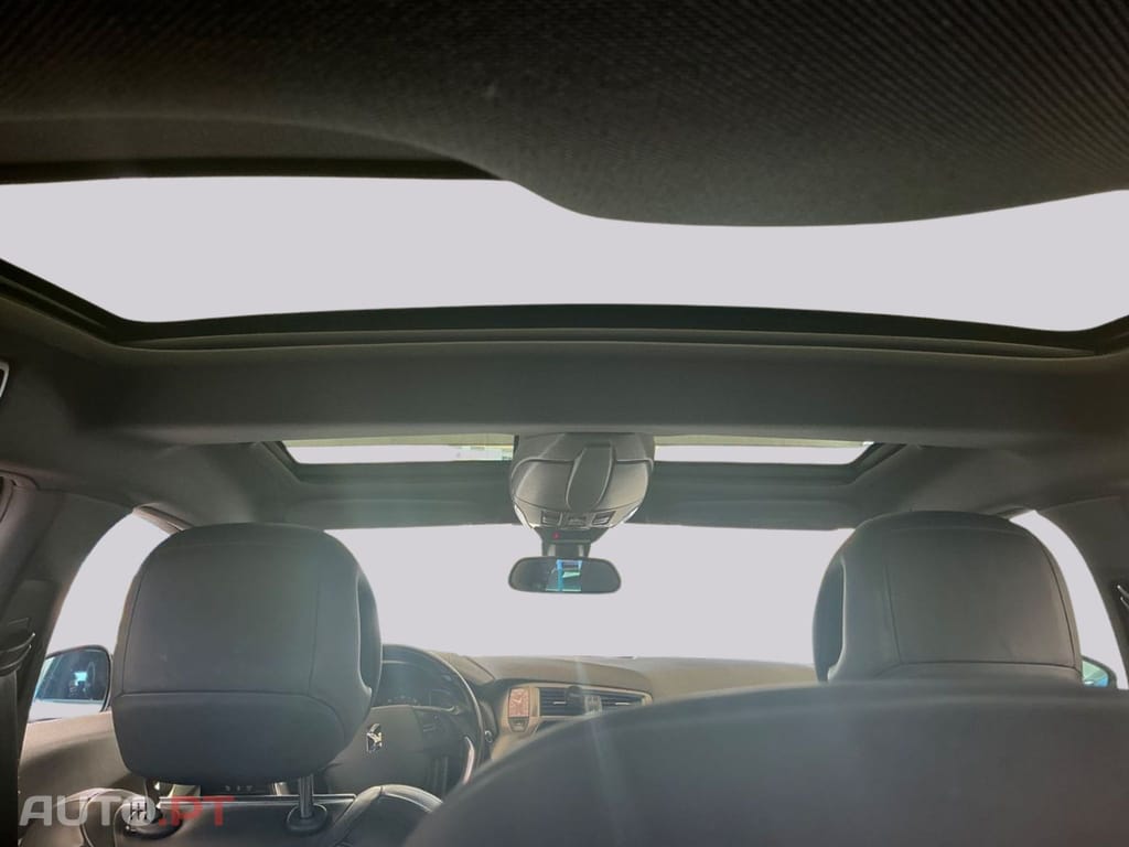 Citroen DS5 2.0 HDi Hybrid4 SportChic
