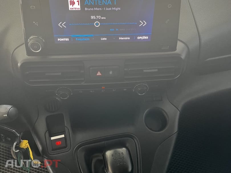 Peugeot Partner 1.6 BlueHDi L1 Premium 3L