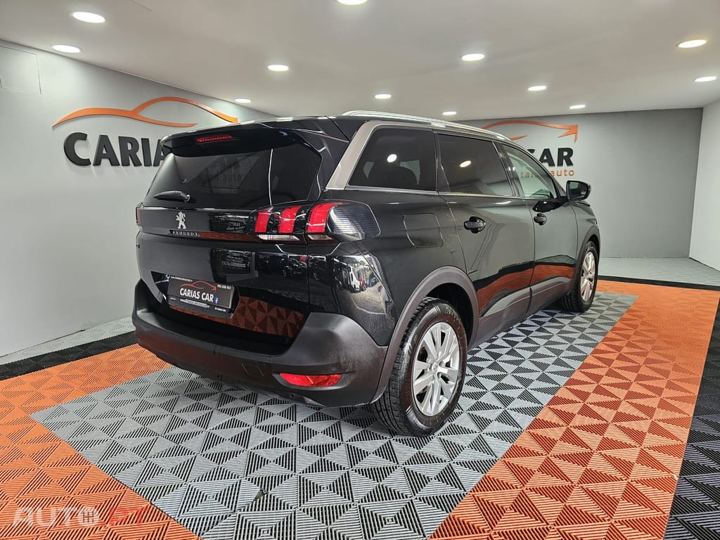 Peugeot 5008 1.2 PureTech Allure EAT8