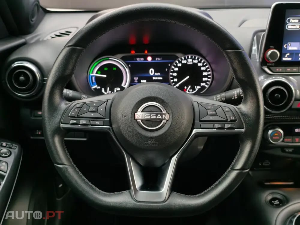 Nissan Juke 1.6 Hybrid N-Design Black