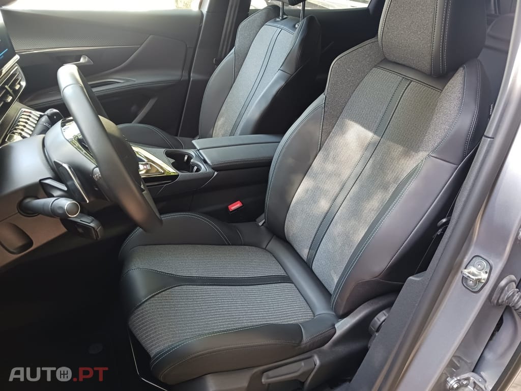 Peugeot 3008 1.5 BlueHDi Allure Pack EAT8