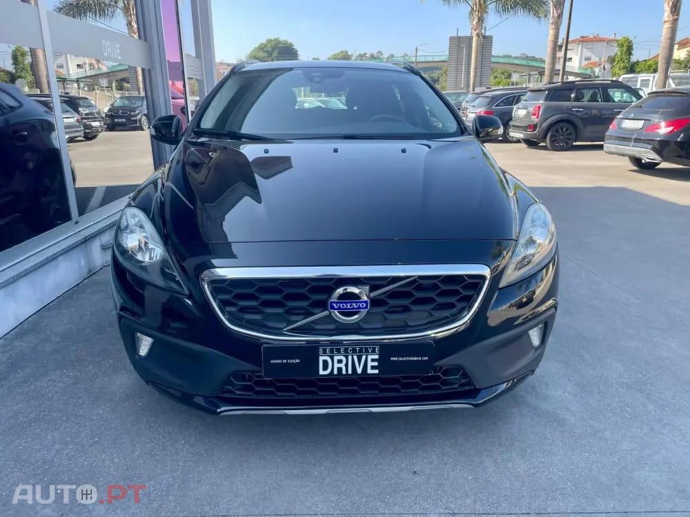 Volvo V40 Cross Country 1.6 D2 Momentum