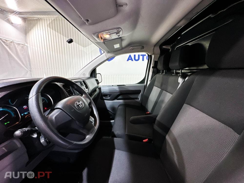 Toyota Proace Electric 50kWh 136cv Business Line