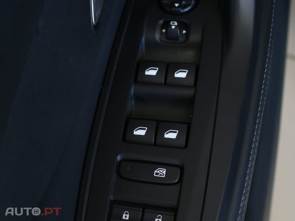 Peugeot 408 1.2 PureTech Allure EAT8