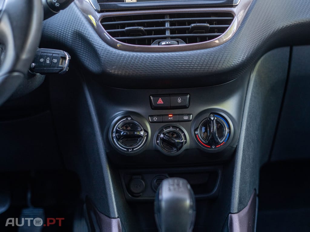 Peugeot 2008 1.2 PureTech Style