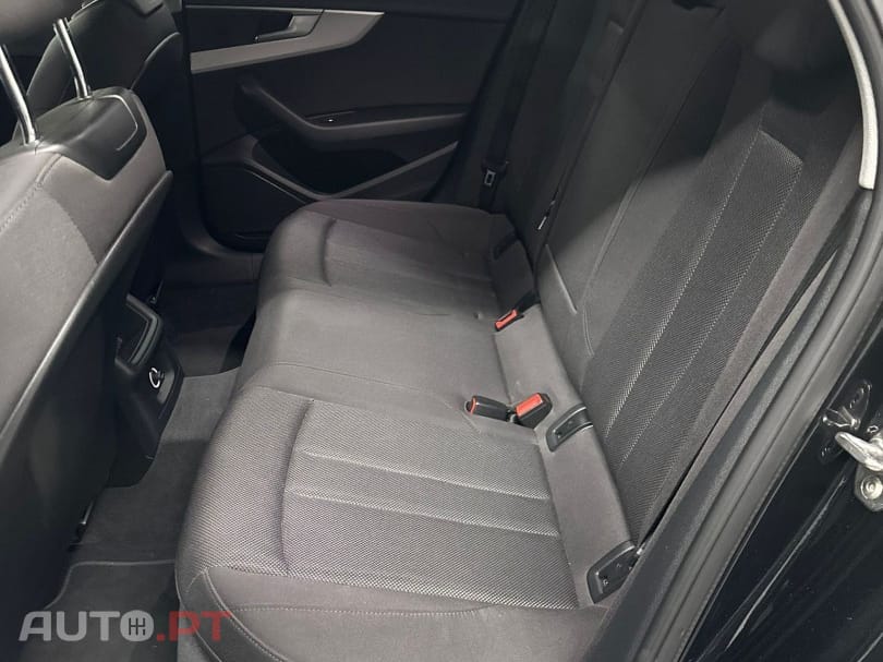 Audi A4 Avant 35 TDI S tronic