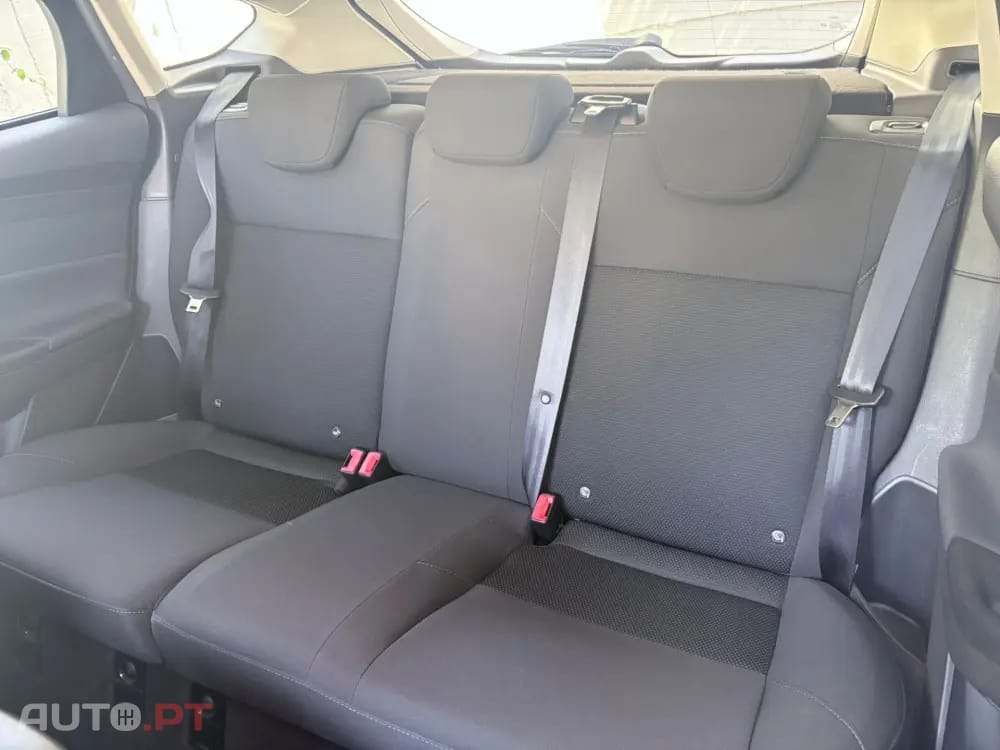 Ford Focus 1.0 EcoBoost S&S COOL&CONNECT DESIGN