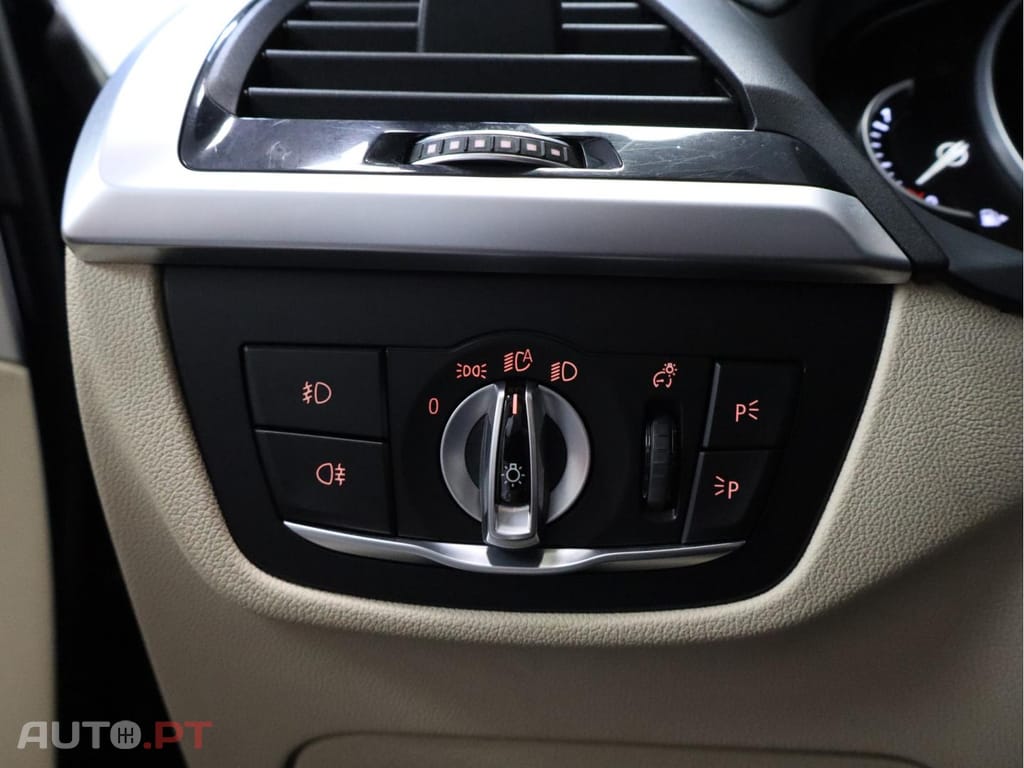 BMW X3 xDrive30e Auto