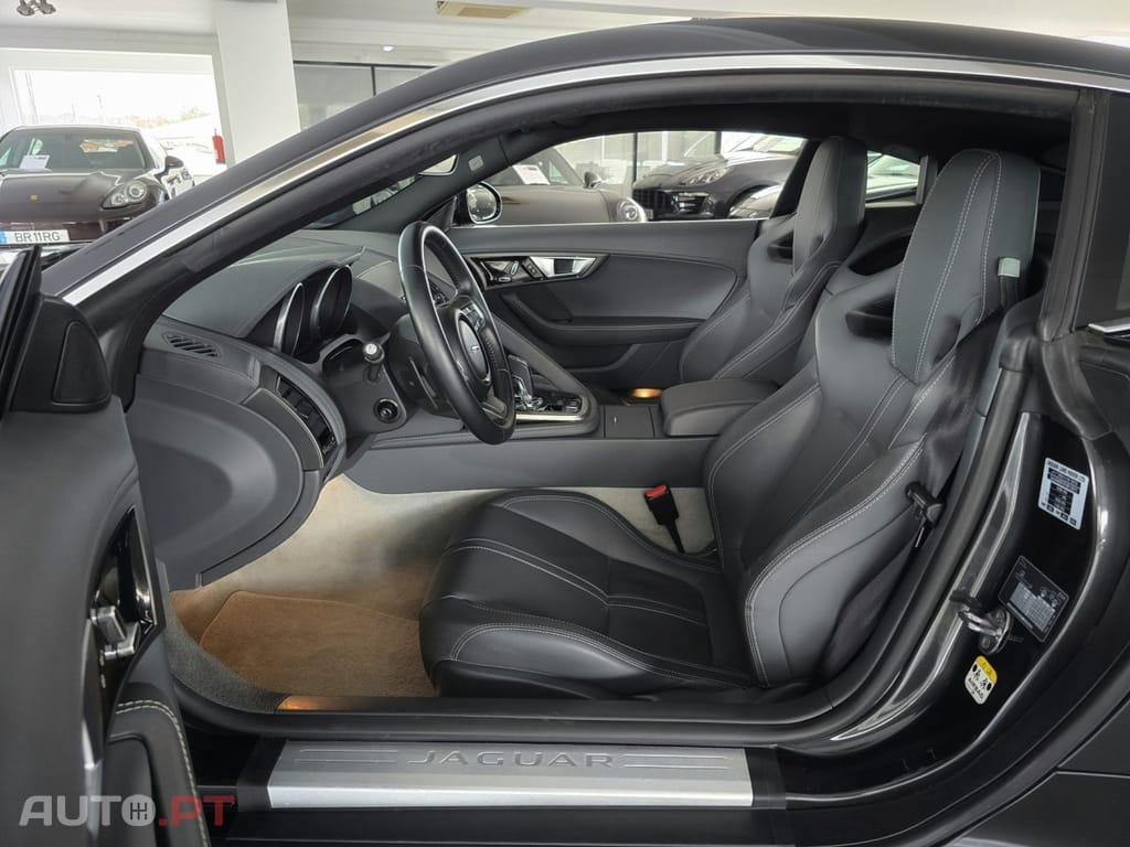 Jaguar F-Type 3.0 V6 S/C Auto