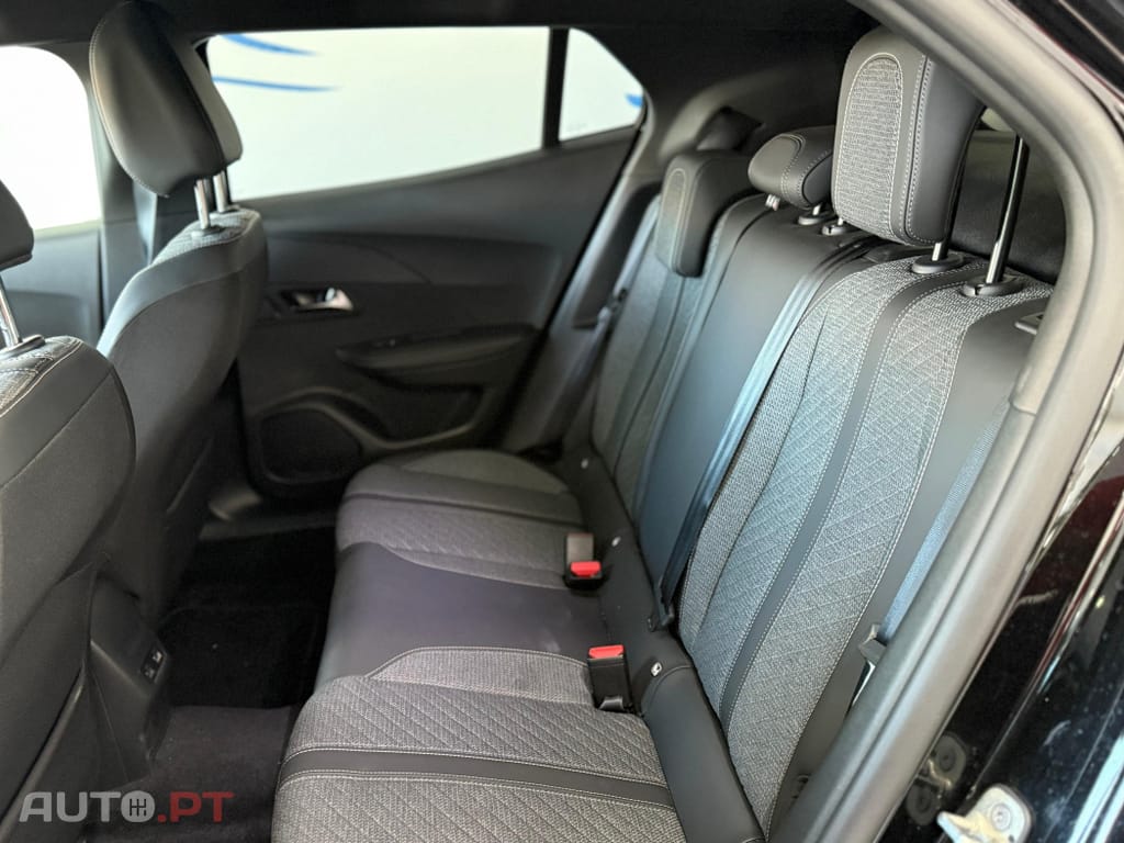 Peugeot 2008 1.5 BlueHDi GT Line EAT8