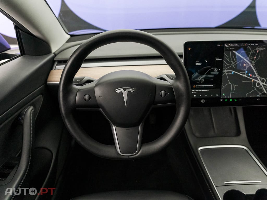 Tesla Model 3 Tração Traseira
