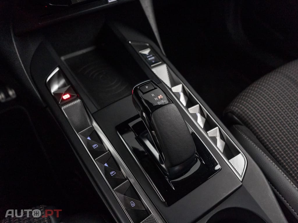 DS DS3 E-Tense Bastille
