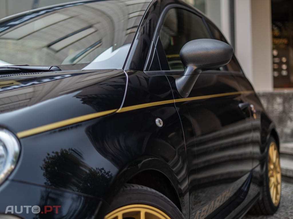 Abarth 595C 1.4 T-Jet Scorpioneoro