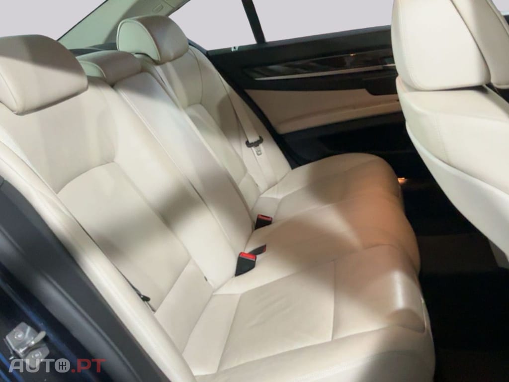 BMW 740 D
