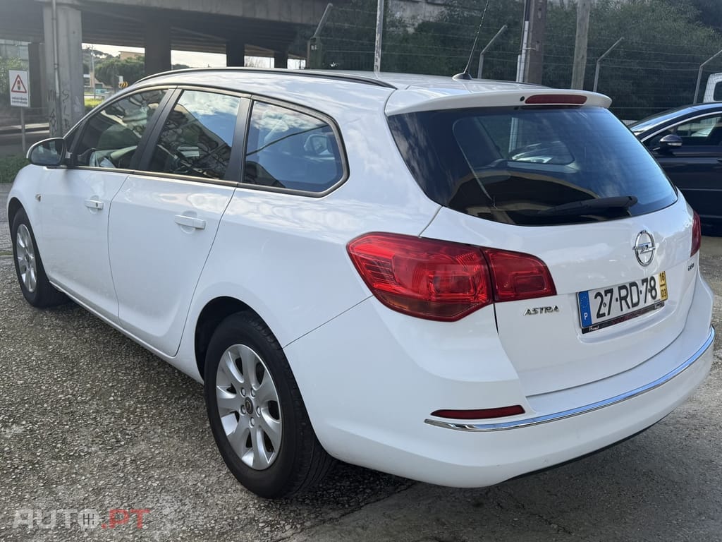 Opel Astra Caravan E