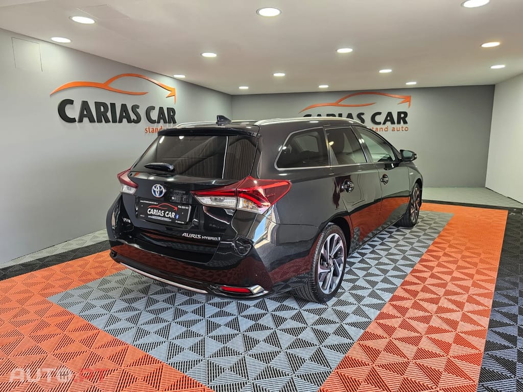 Toyota Auris Hybrid 1.8 HSD Exclusive