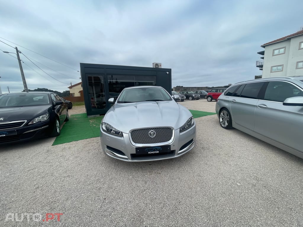 Jaguar XF 2.2 F
