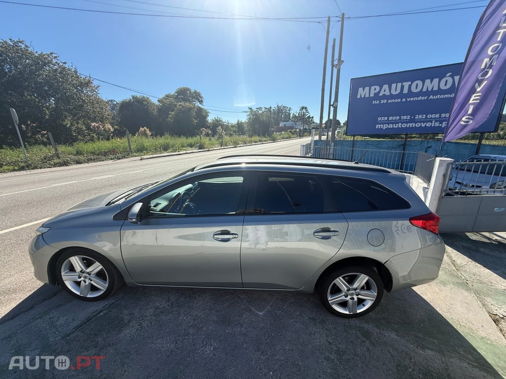 Toyota Auris Touring Sports 1.4 D-4D Active+AC