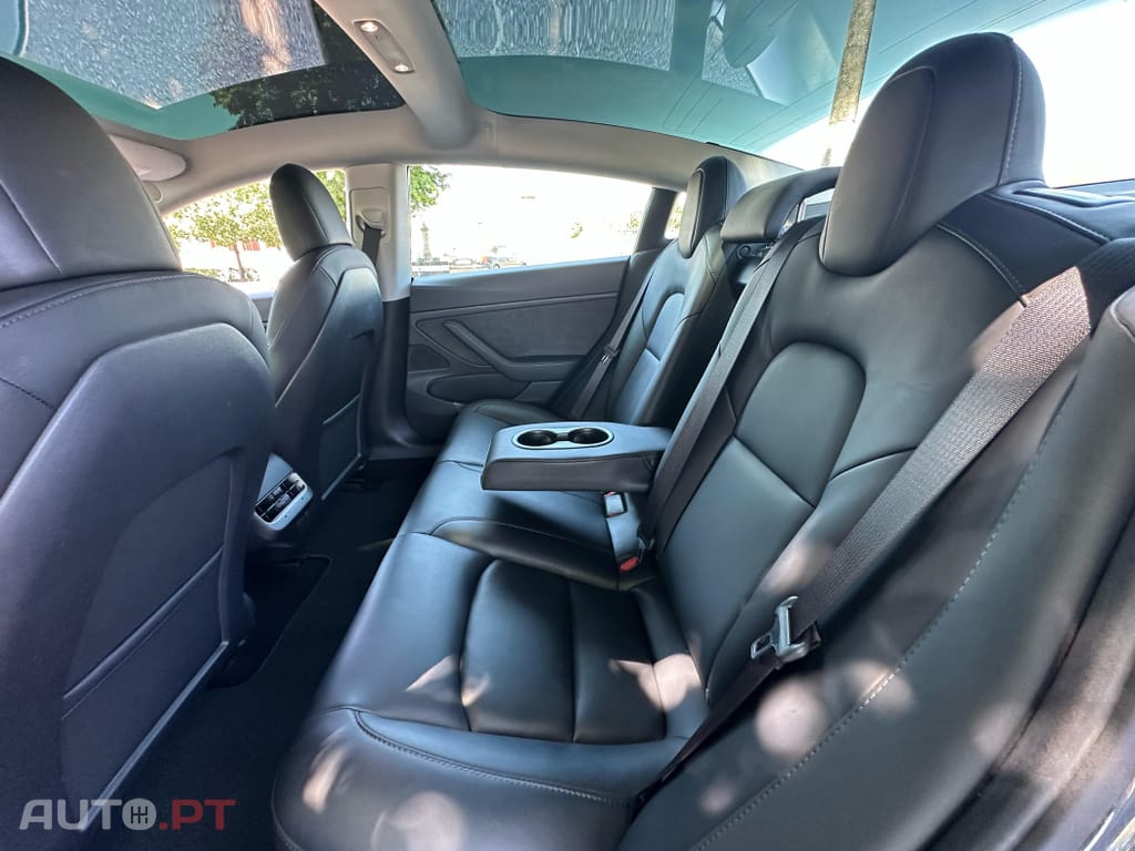 Tesla Model 3 Long-Range Dual Motor AWD