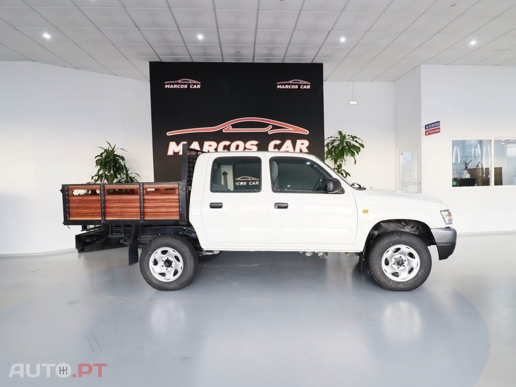 Toyota Hilux 2.5 D4-D CD CM