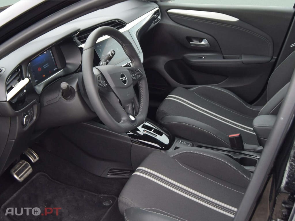 Opel Corsa 1.2 HYBRID GS eDCT