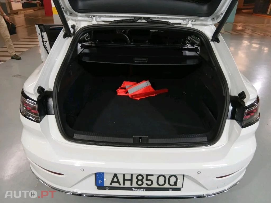 Volkswagen Arteon 2.0 TDI R-Line DSG