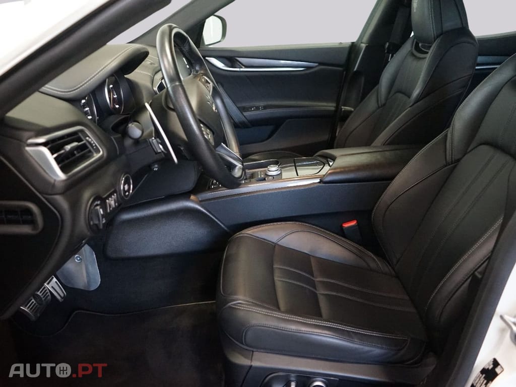 Maserati Ghibli I.V.A DEDUTIVEL GT Mild-Hybrid