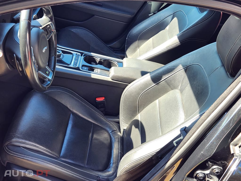 Jaguar XE 2.0 D R-Sport Aut.