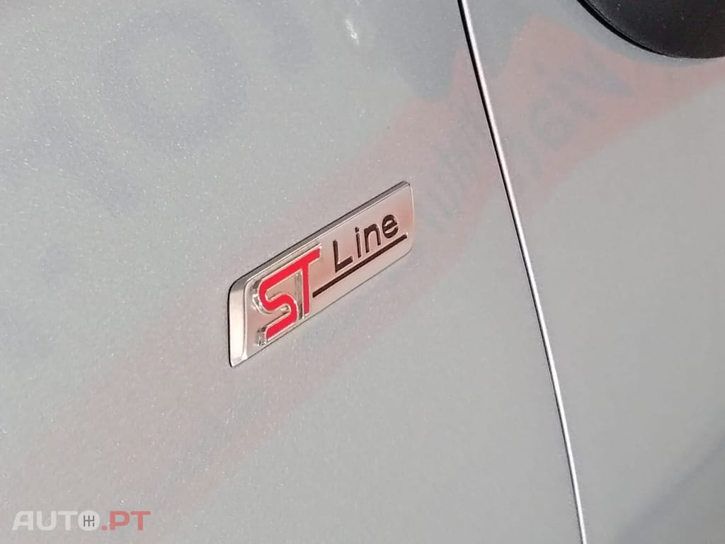 Ford Puma 1.0 EcoBoost mHEV ST-Line