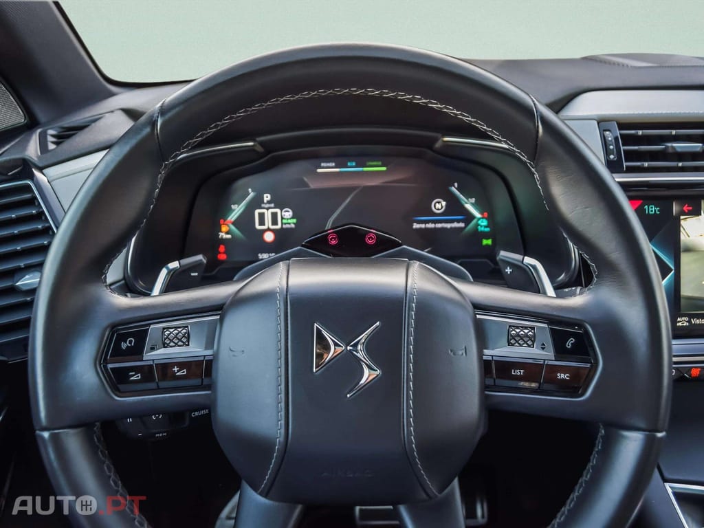 DS DS7 Crossback E-Tense 4x4 Rivoli 300cv