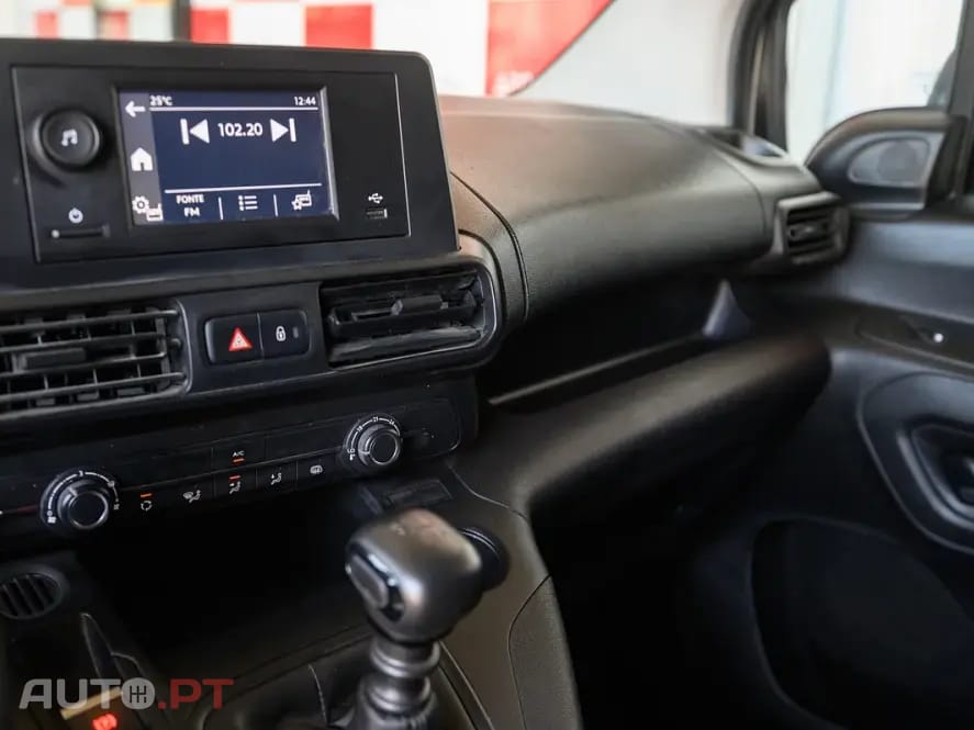 Peugeot Partner 1.5 BlueHDi Pro Longa