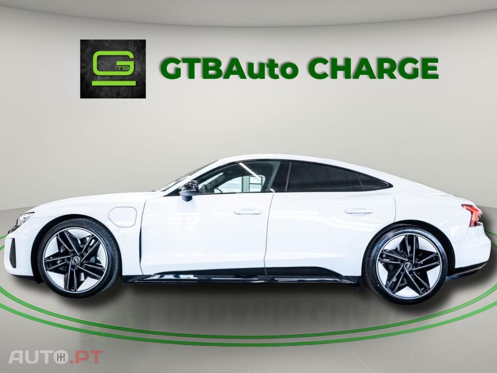 Audi RS E-Tron GT ALL-BLACK