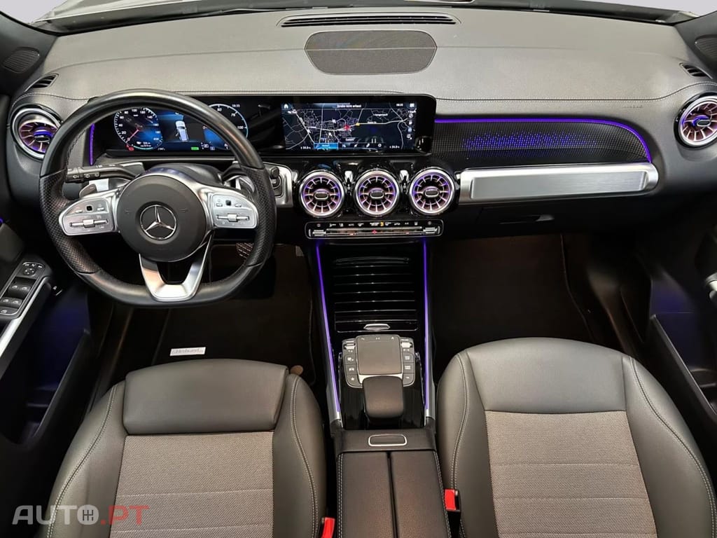 Mercedes-Benz EQB 300 4M