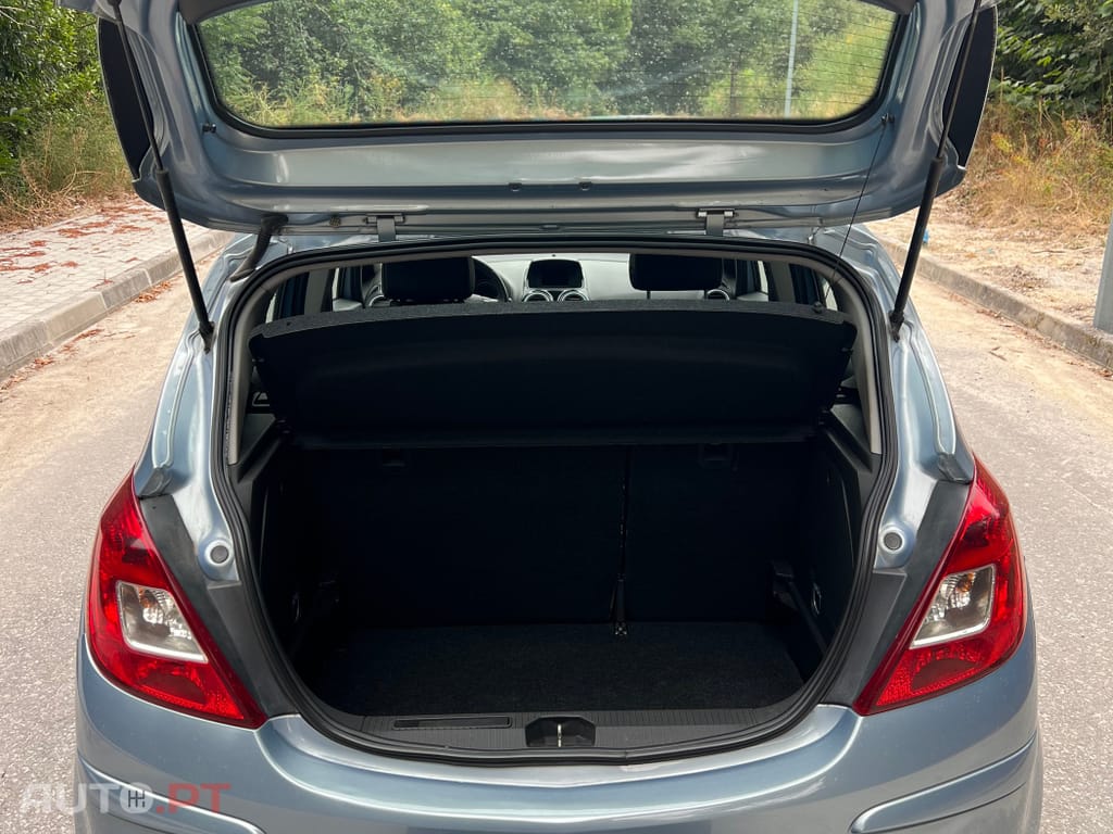 Opel Corsa 1.2 Cosmo