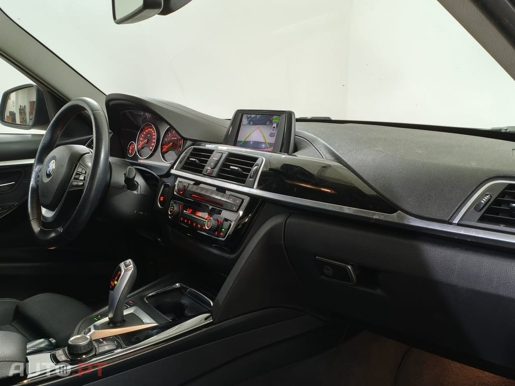 BMW 330 e iPerformance