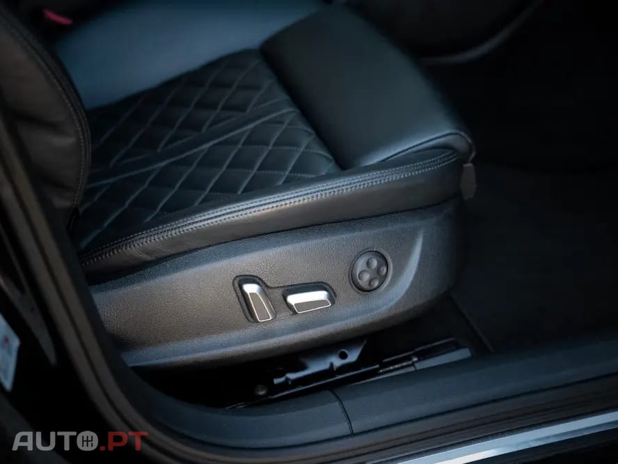Audi A6 3.0 TDi V6 quattro S-line S tronic