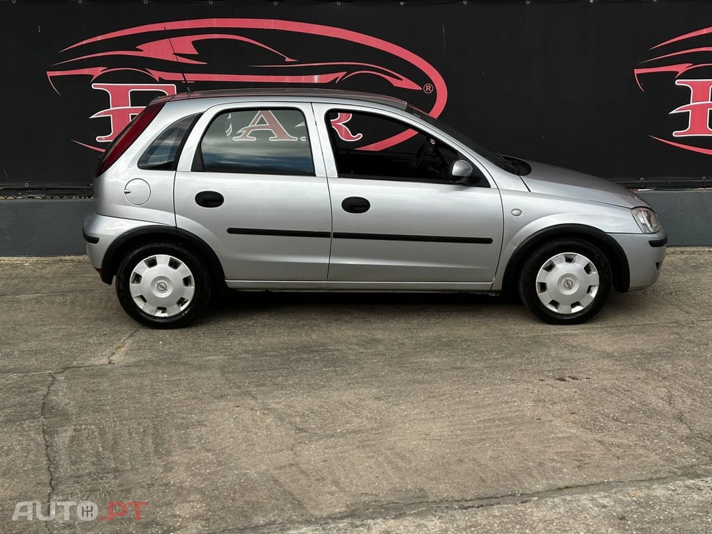 Opel Corsa 1.0 12V First