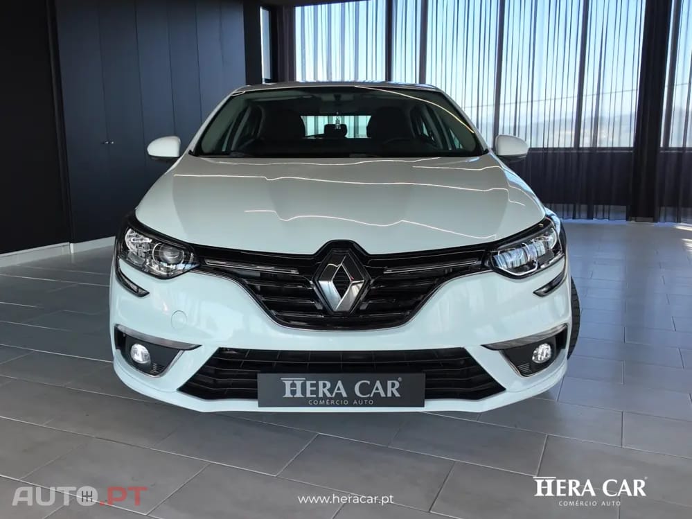 Renault Mégane Outro