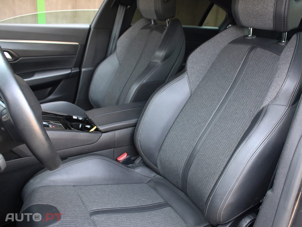 Peugeot 508 PureTech 130 EAT8 Allure Pack