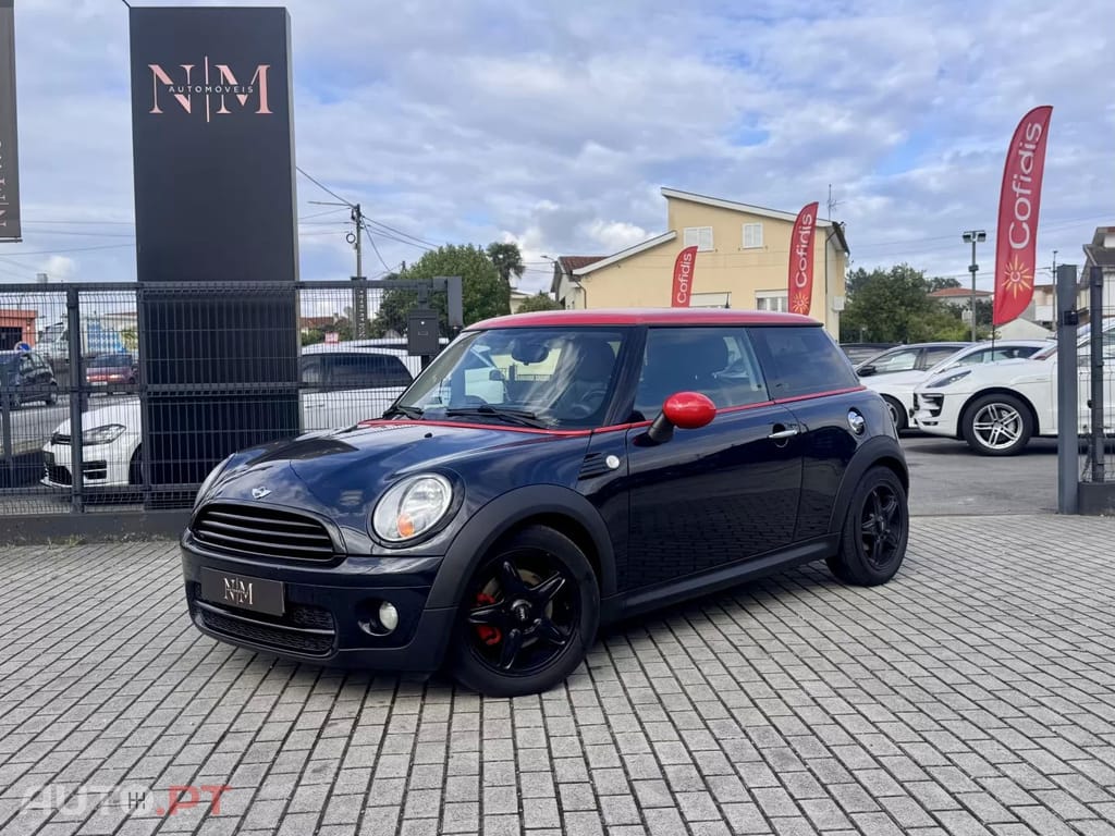 MINI Cooper Cooper D