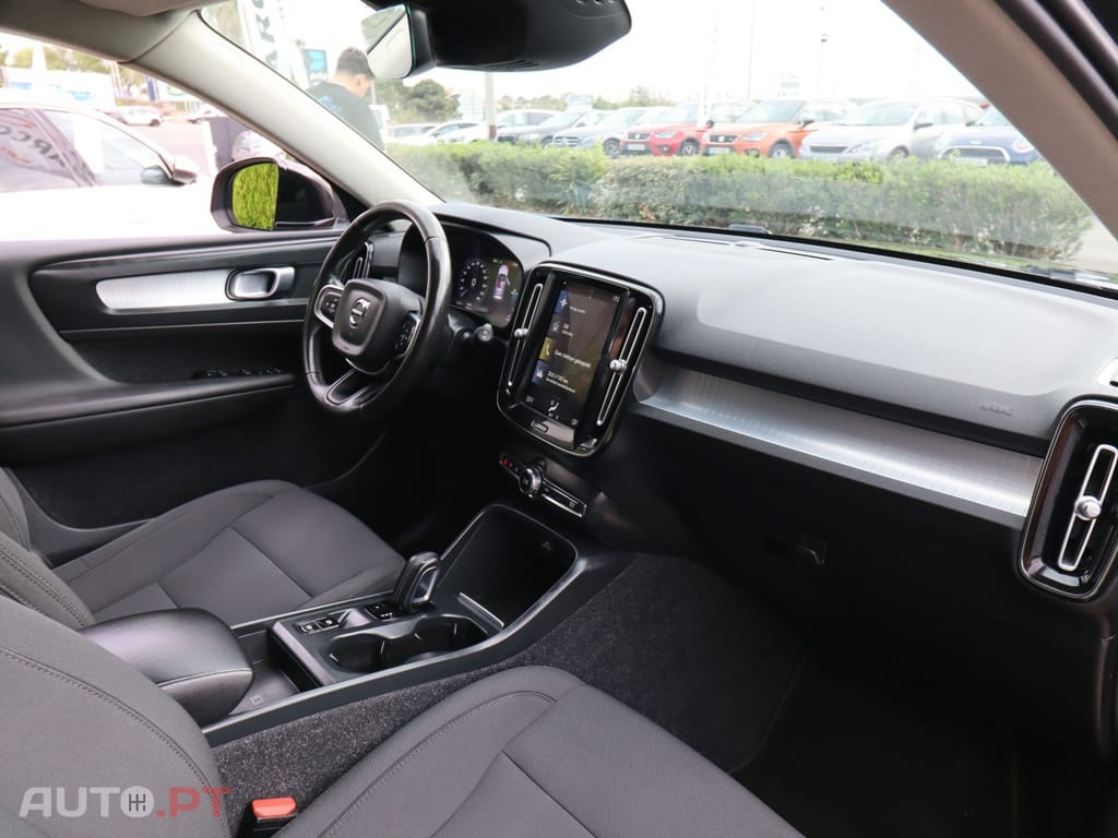 Volvo XC40 Hibrido-Gasolina
