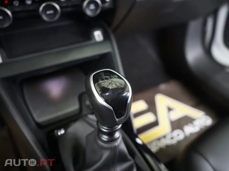 Citroen C4 1.2 PureTech Shine