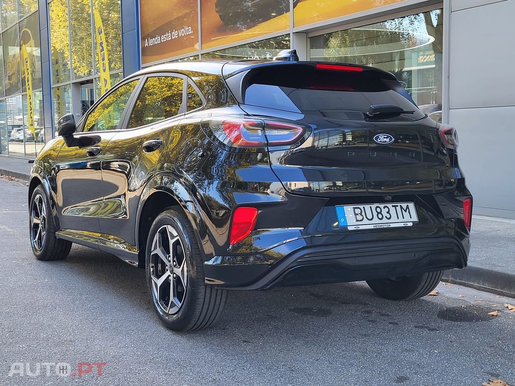 Ford Puma 1.0 EcoBoost mHEV ST-Line
