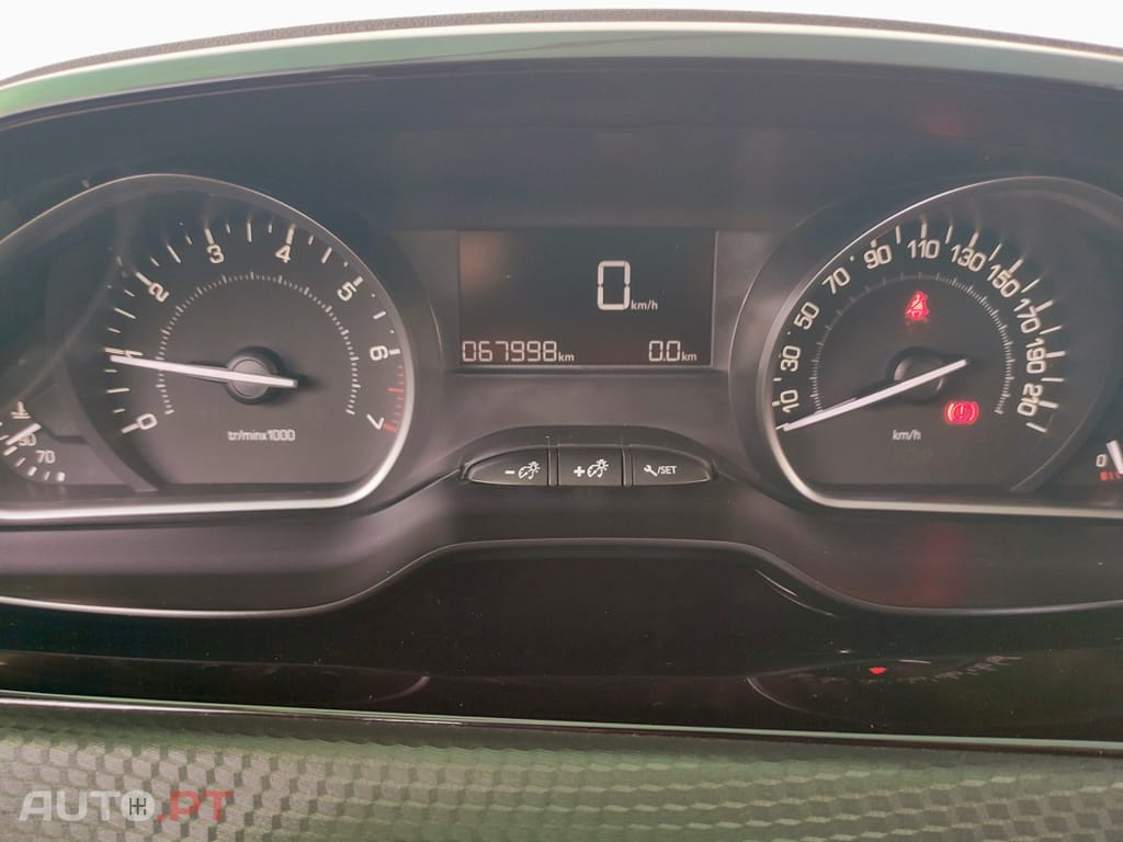 Peugeot 2008 1.2 PureTech Style