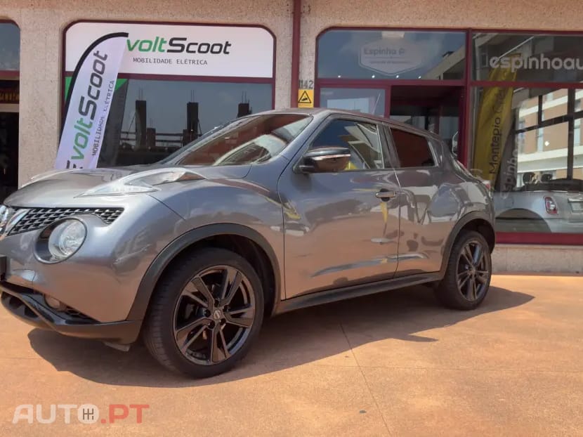 Nissan Juke 1.2 DIG-T N-Connecta Pack Exterior 1 Black Tokyo