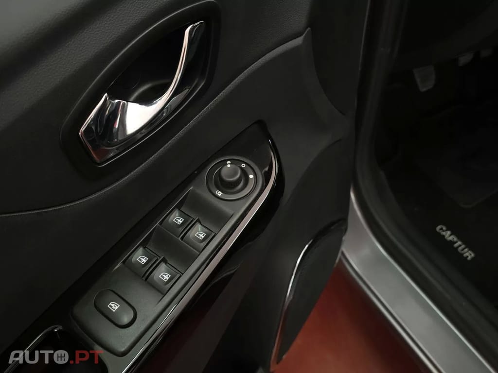Renault Captur 0.9 TCE Sport