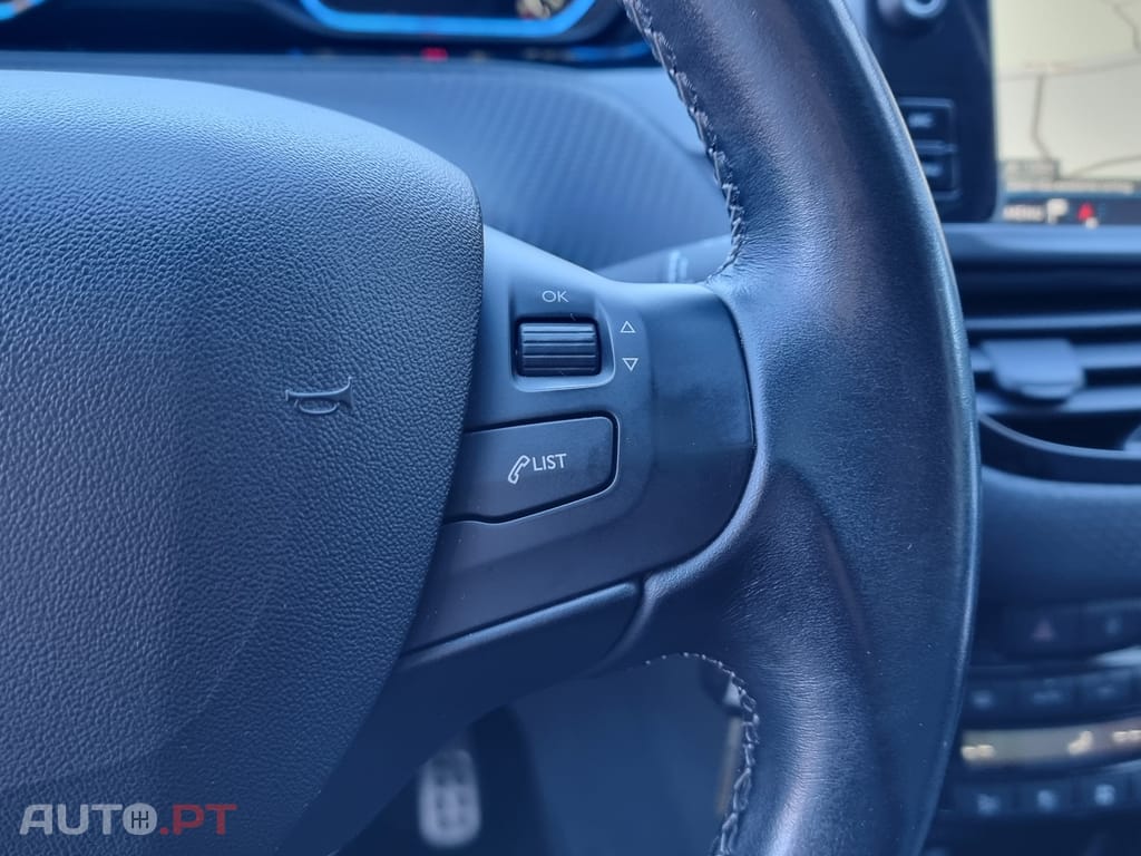 Peugeot 208 1.2 PureTech Style