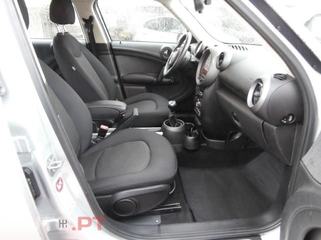 MINI Countryman One D